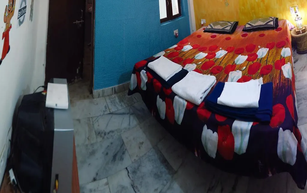 Big Brother Hostel Agra